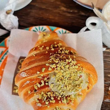 Bed & Breakfast Paradise