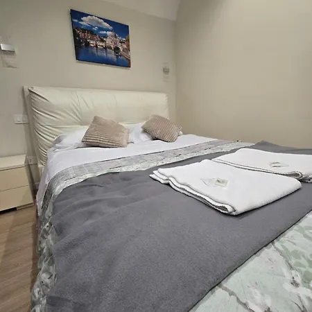 Bed & Breakfast Paradise